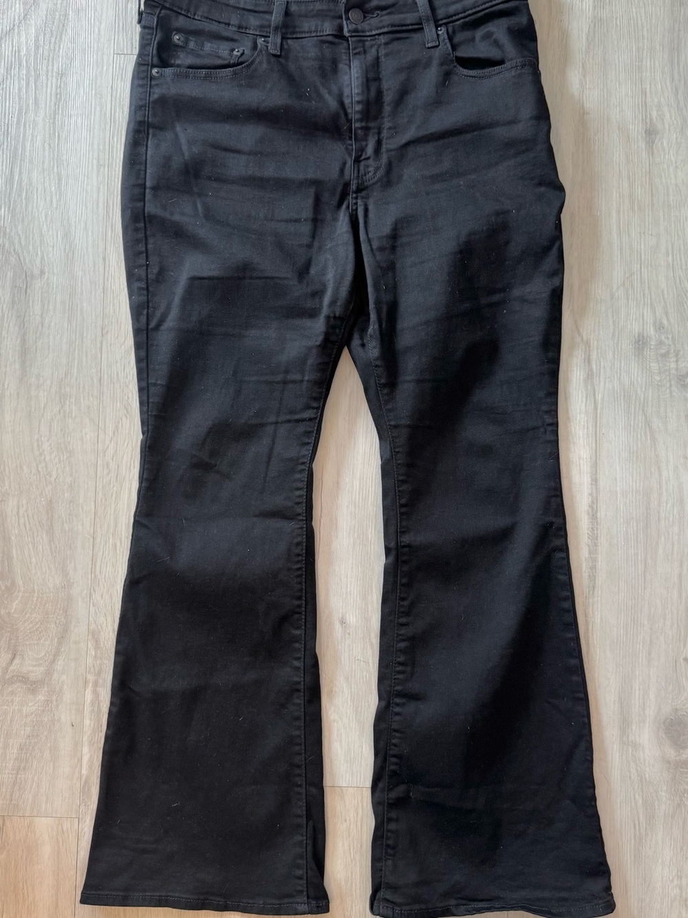 Levi's 726 Black Flare Jeans - High Rise